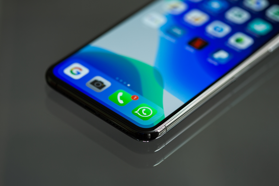 WhatsApp apresenta novo widget no Android com integração de IA