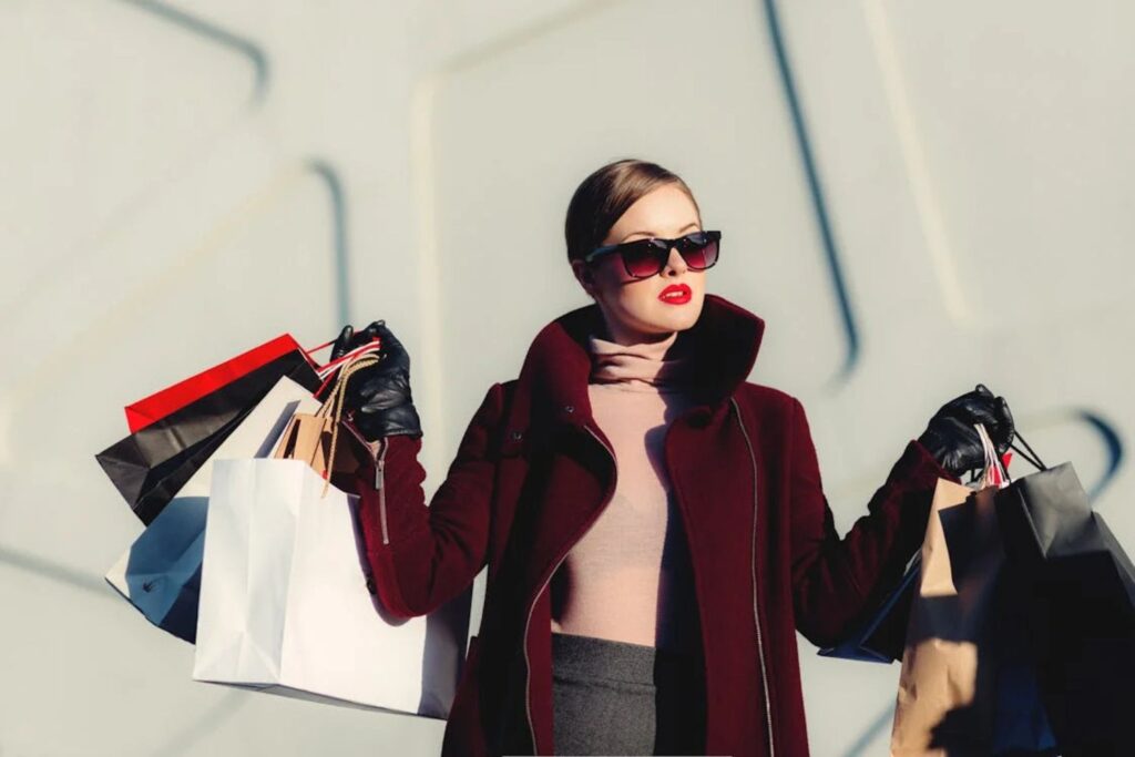Após uma década fora do país, marca de moda surpreende e retorna com nova estratégia no Brasil