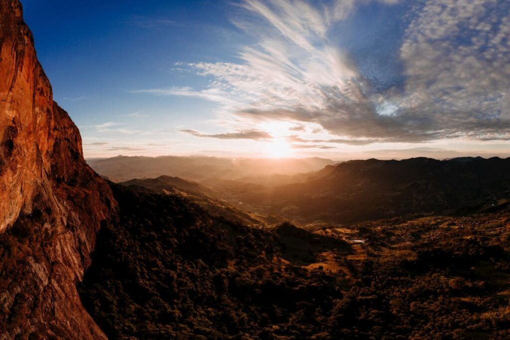 Um paraíso escondido nas alturas de Minas Gerais espera por você