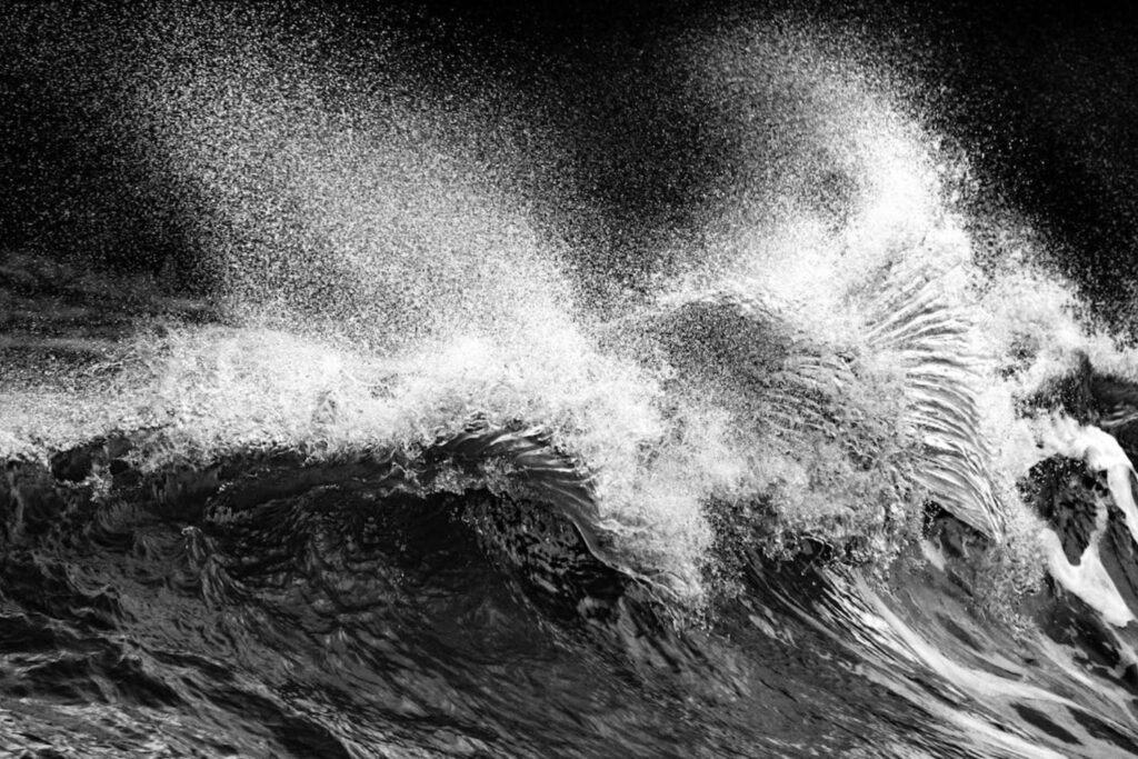 Quando uma onda gigante aterrorizou o Canadá: o fenômeno das “ondas rebeldes”