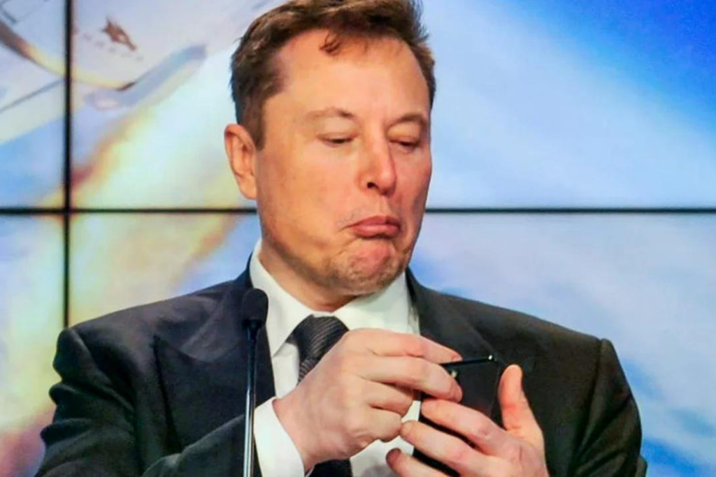 Com o lançamento do Grok 4, Elon Musk promete reformular seu chatbot de IA — mas especialistas temem que ele esteja moldando o modelo para refletir suas crenças pessoais.
