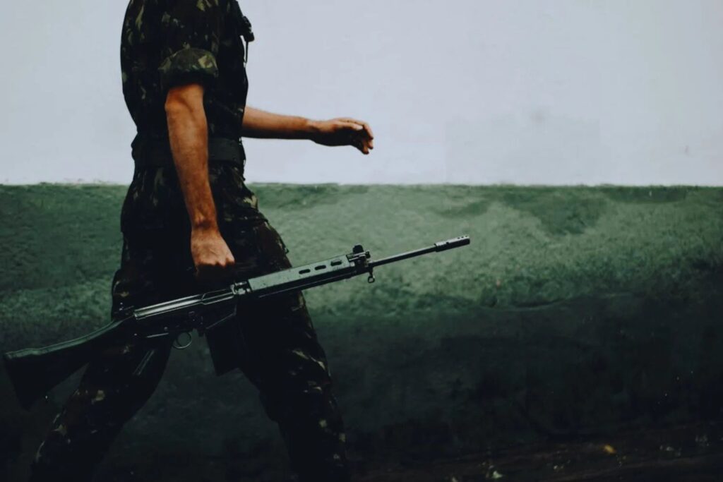 O exército que aterrorizou o mundo na Segunda Guerra agora se prepara para liderar a Europa: o gigante militar que já superou França e Reino Unido