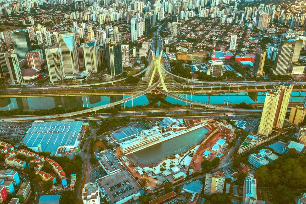 Em meio à selva de concreto, existe um bairro que guarda quase um quarto de toda a vegetação da capital paulista