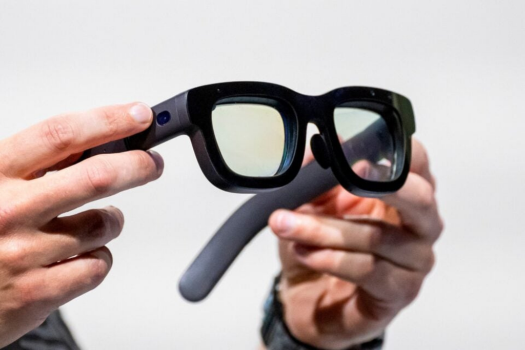 Meta Prepara óculos De Realidade Aumentada Com Tela Por Preço De Celular Top De Linha