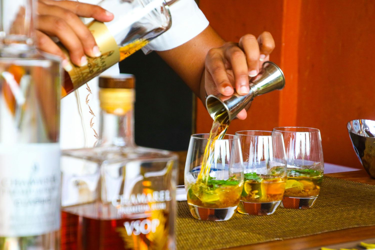 Álcool ou açúcar: afinal, qual faz mais mal? Especialista explica