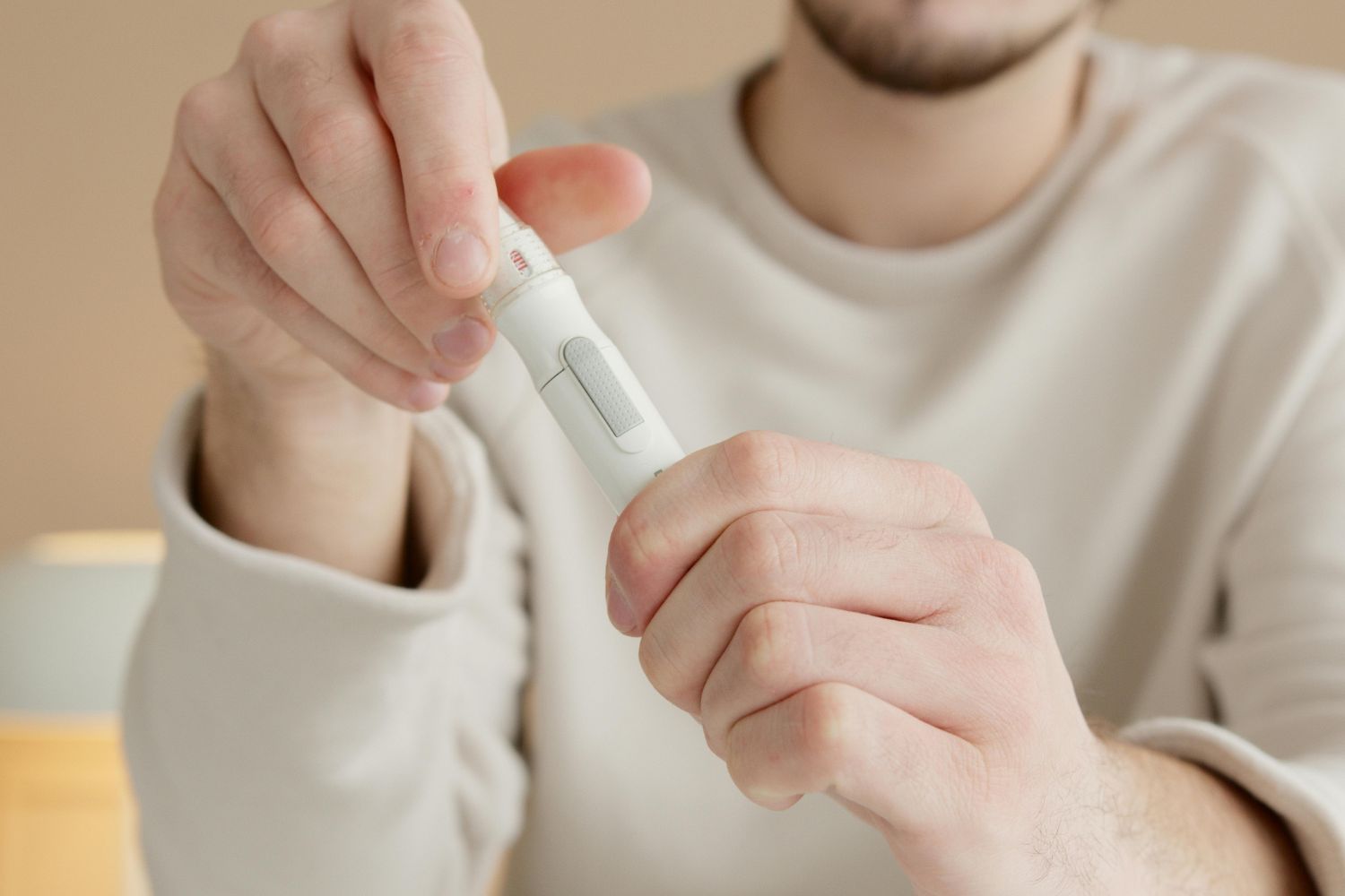 Remédio para diabetes pode virar arma contra compulsão alimentar — entenda o impacto no cérebro