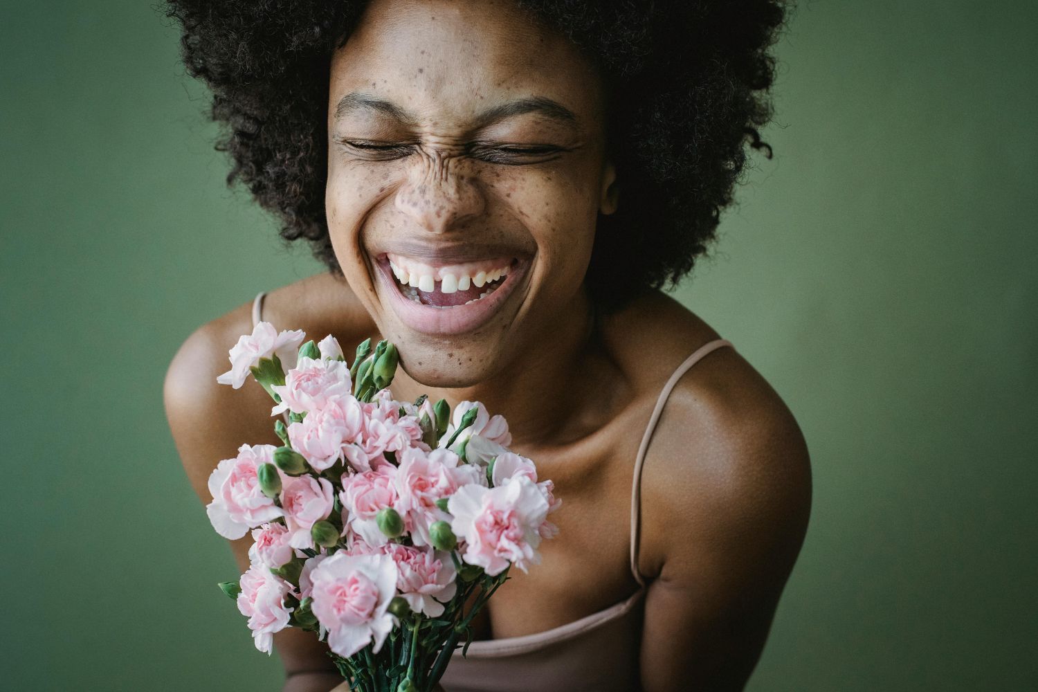 Quer ser mais feliz? Essas três frases podem mudar tudo