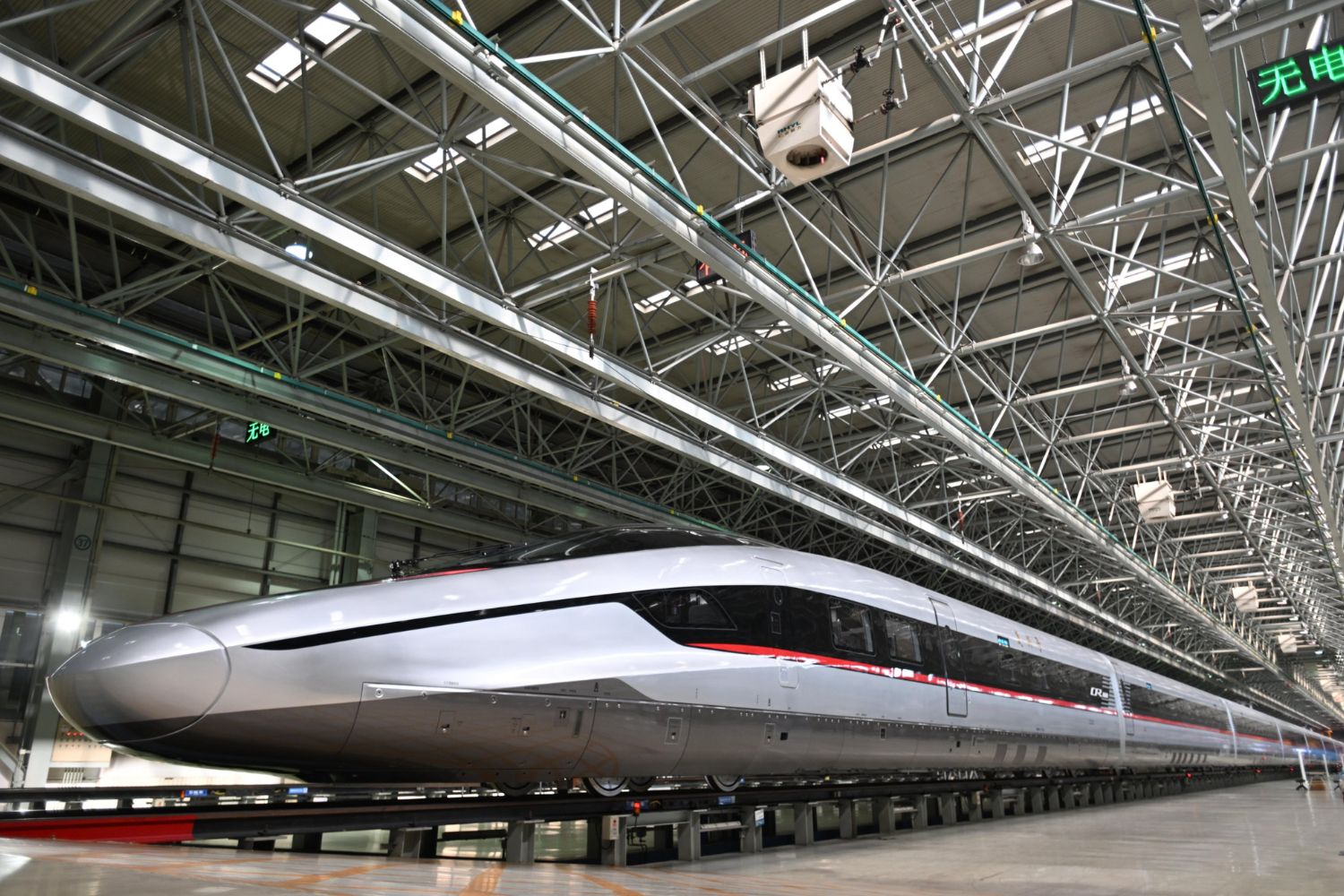 Trem-bala chinês quebra recordes e se torna o mais rápido do mundo
