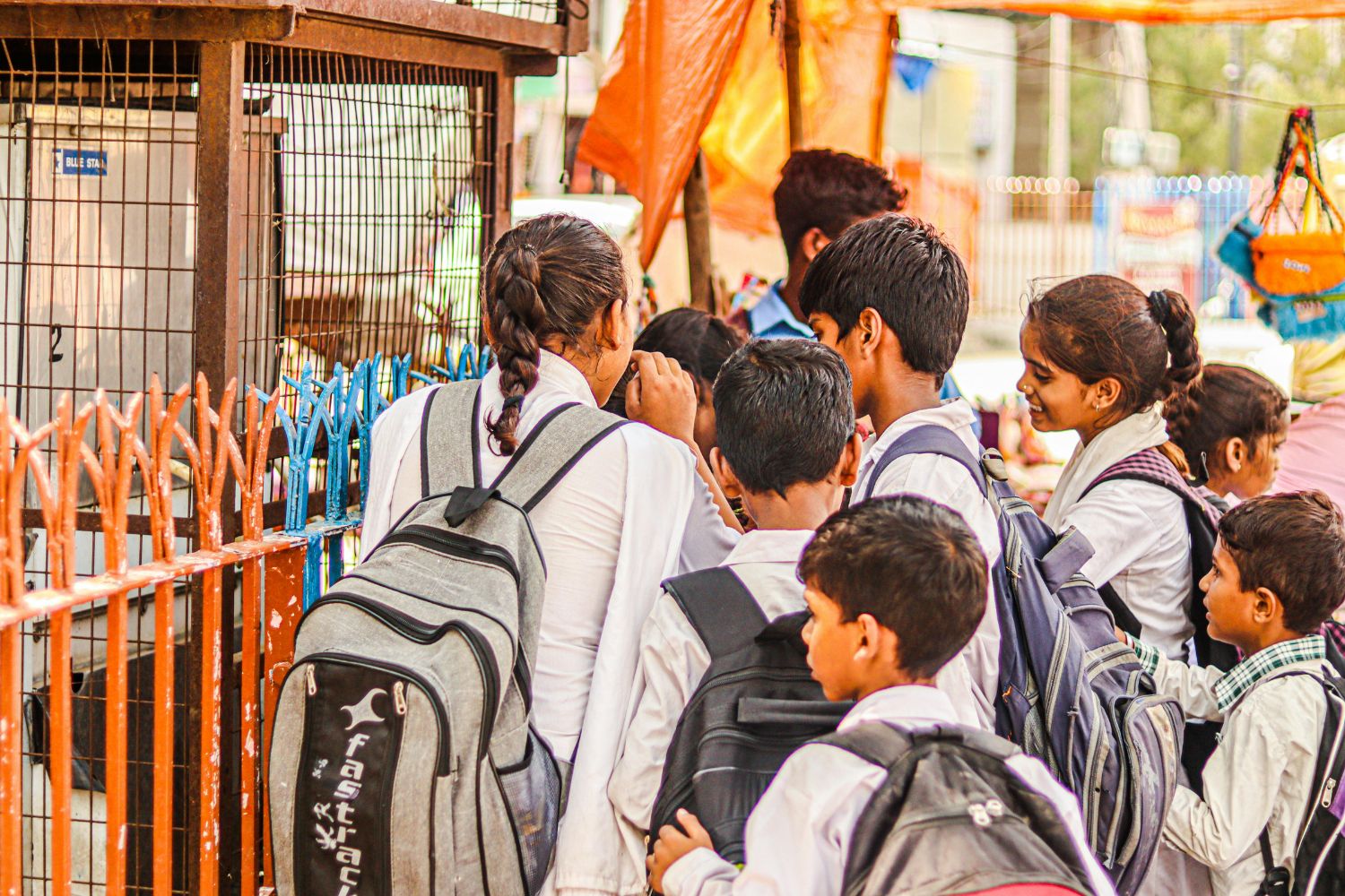 O impacto das férias escolares na rotina de pais trabalhadores