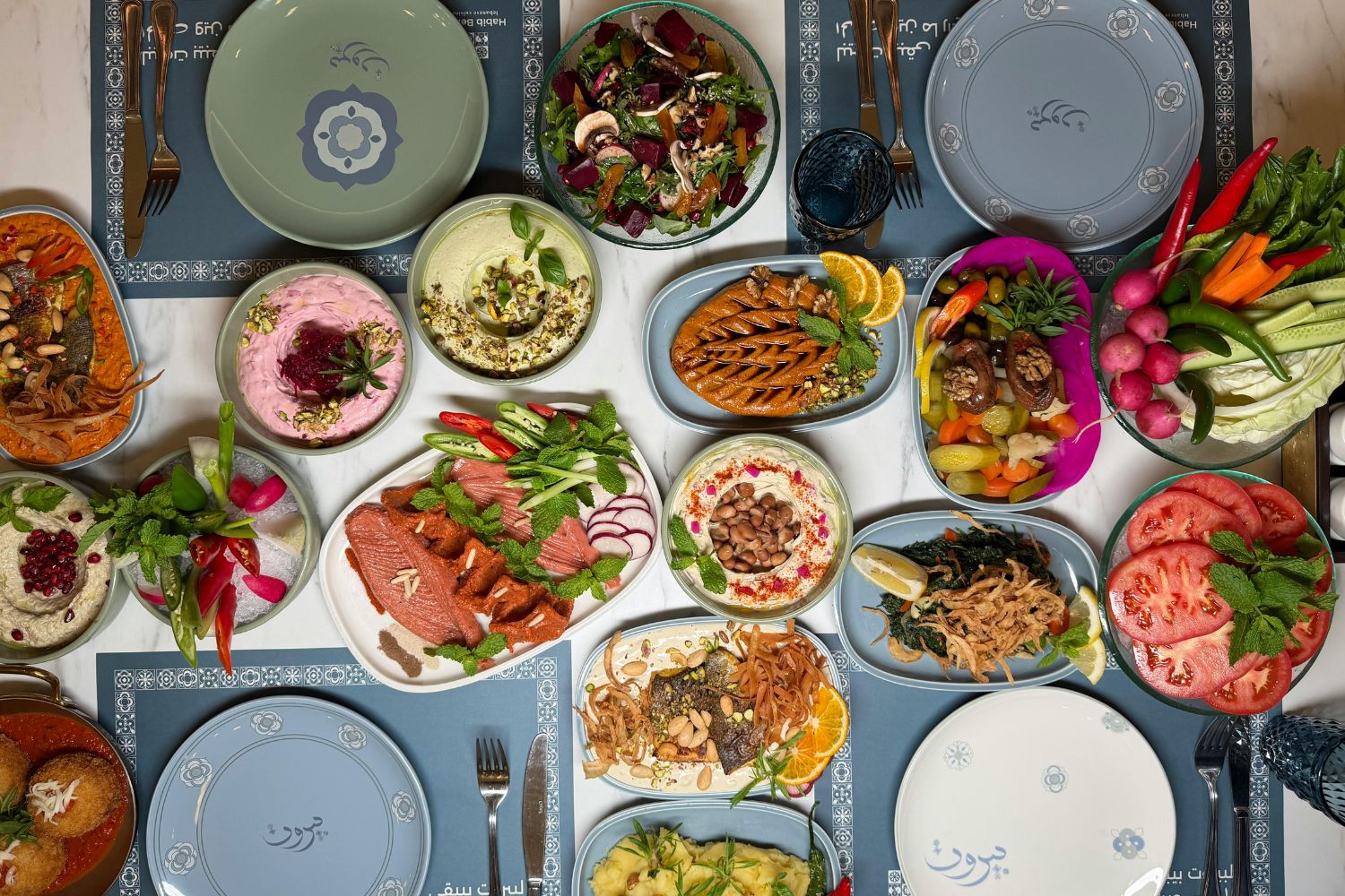 Ceia farta mexe com o cérebro? Veja o que a ciência revela