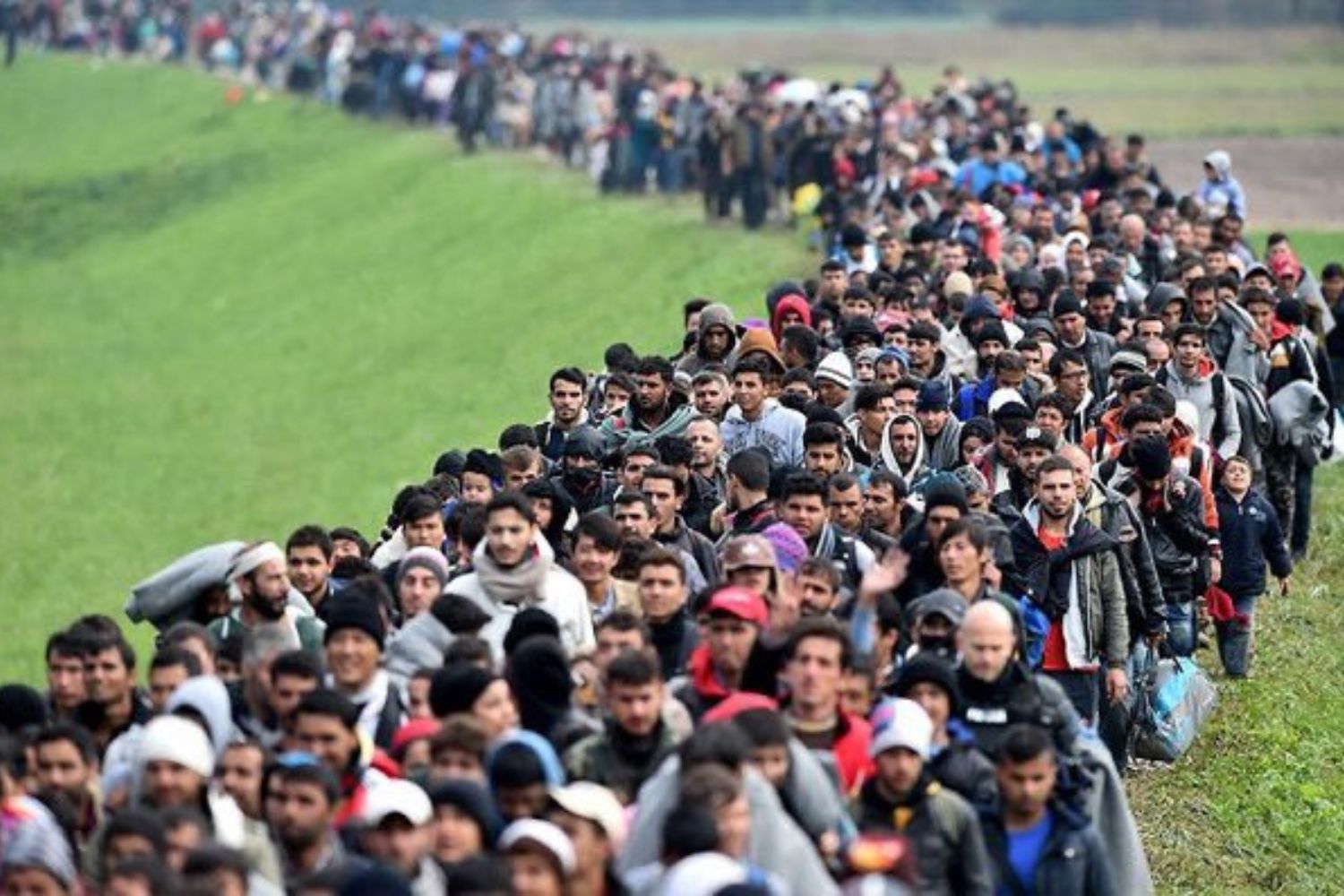 Para mulheres migrantes, a travessia cobra um preço brutal