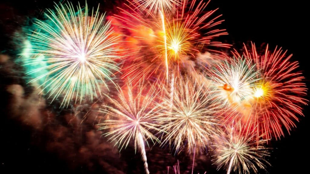O impacto dos fogos de artifício: o que as festas causam ao meio ...