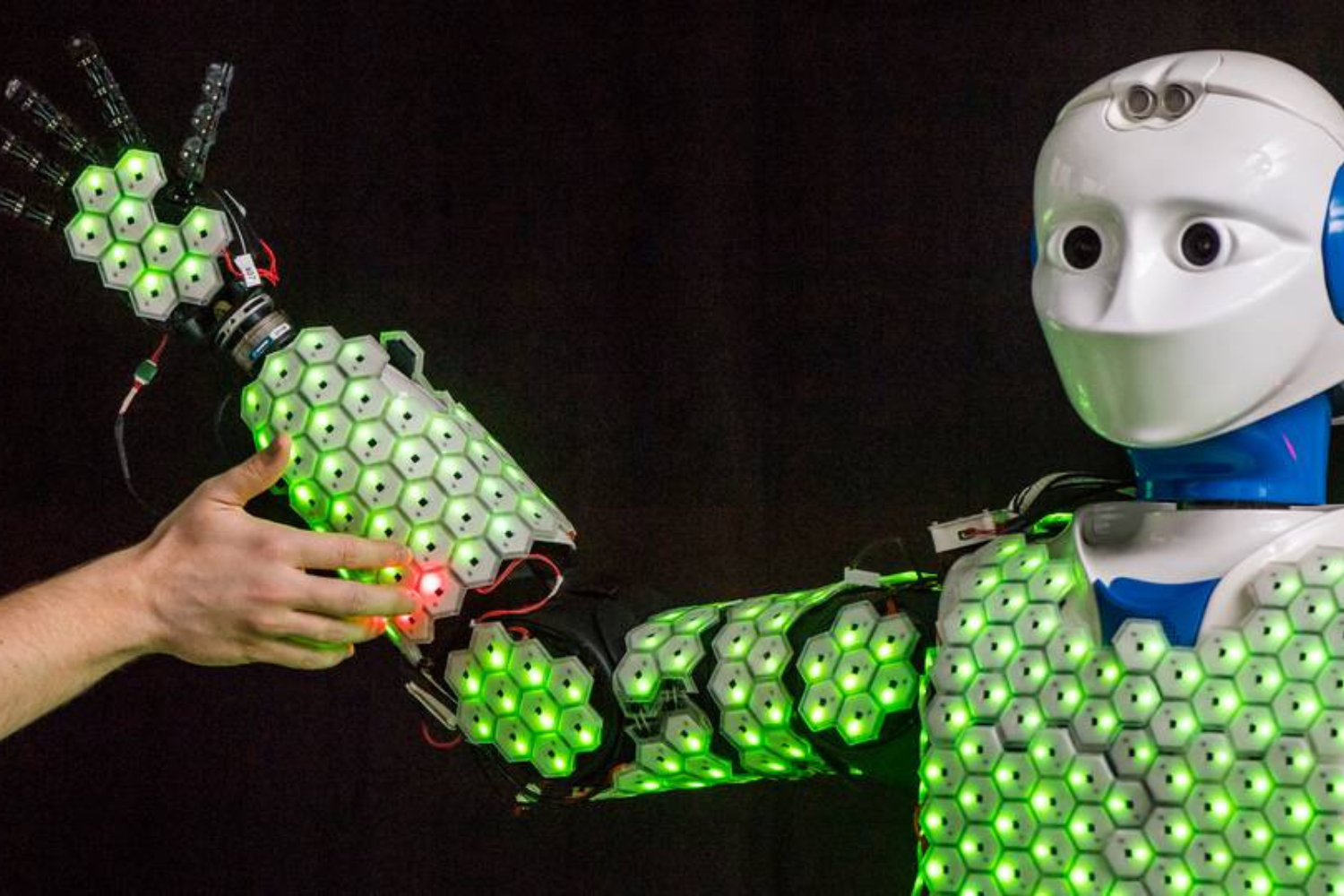 Una Nueva Piel Artificial Permitirá Que Los Robots Humanoides Sientan 'dolor'