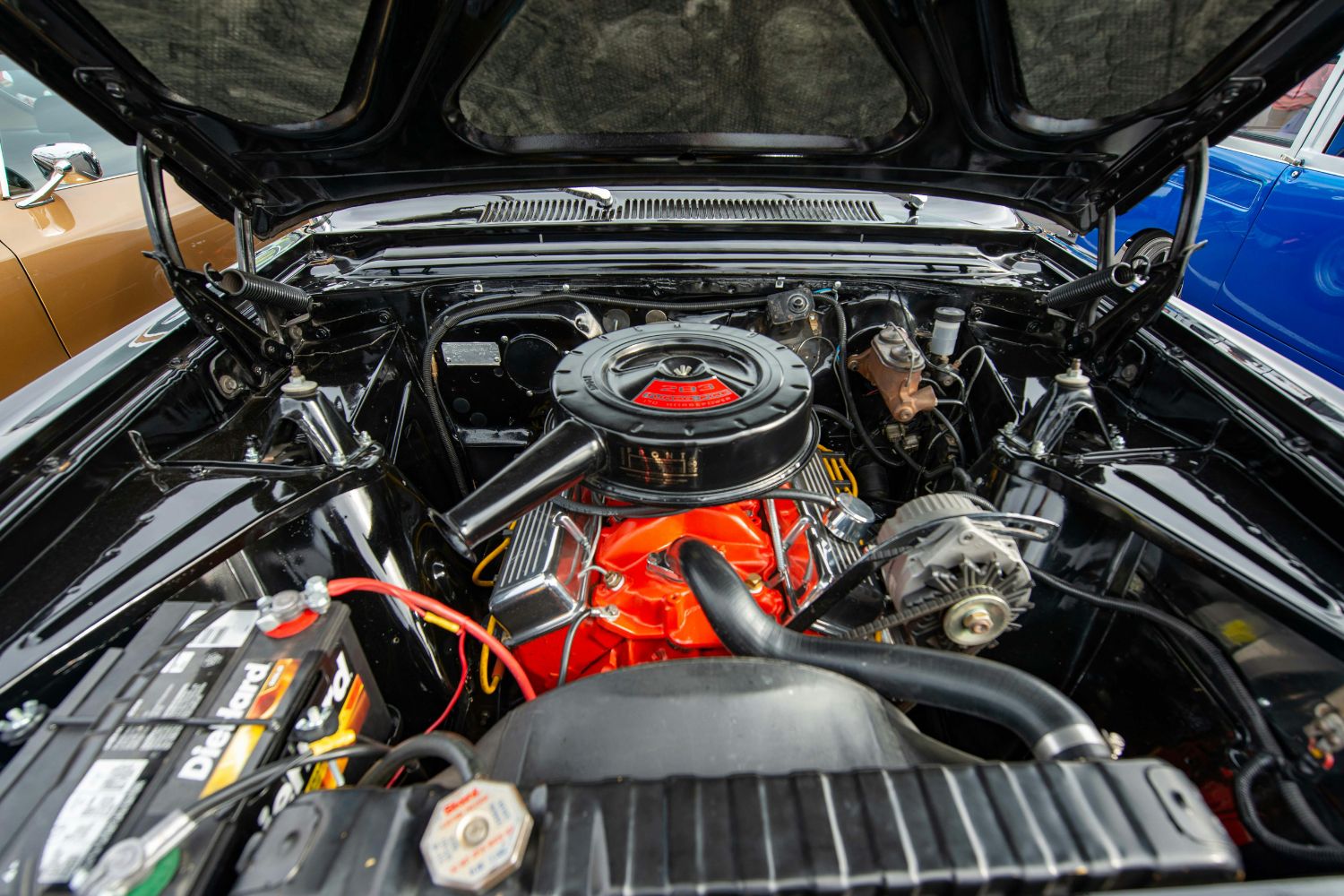 Durante anos, a troca da bateria foi vista como o grande vilão do carro elétrico, mas novos dados indicam que esse temor pode estar perto do fim