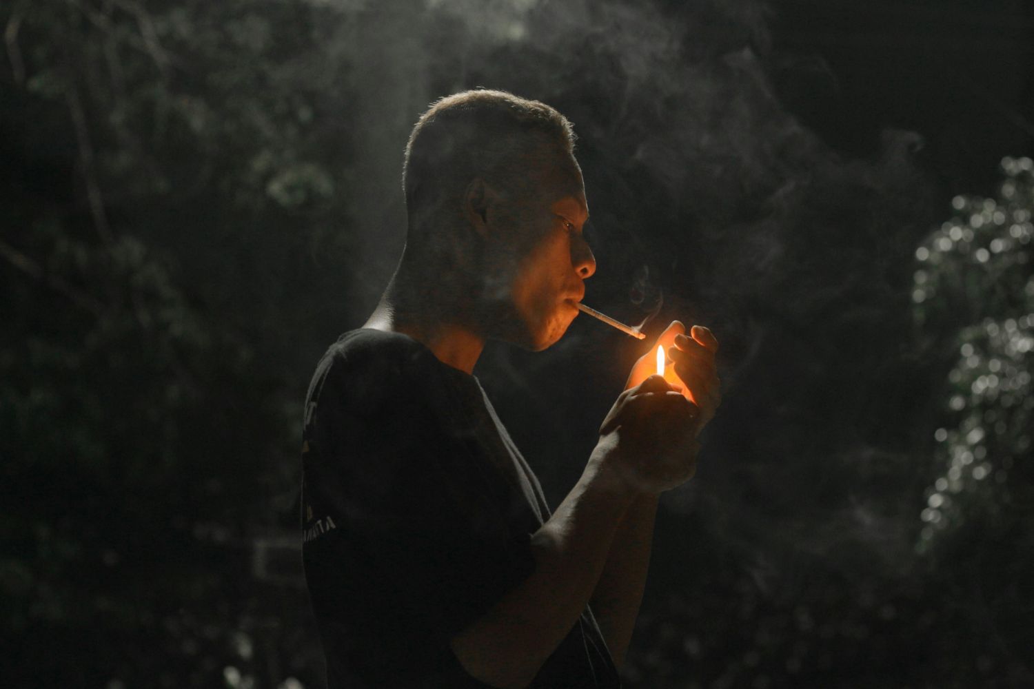 Todo mundo sabe que cigarro é ruim para os pulmões, mas a ciência agora aponta outro impacto