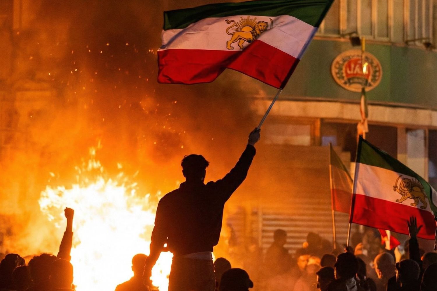 Mesmo com a internet cortada e a repressão nas ruas, protestos voltaram a explodir no Irã