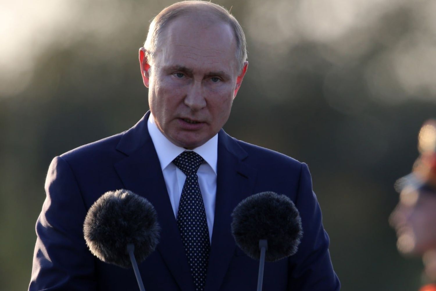 O mundo reage a uma ação inesperada e expõe divisões profundas