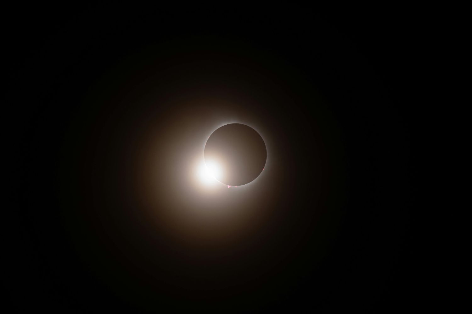 O dia em que o Sol vai desaparecer por minutos — e ninguém vivo verá isso de novo