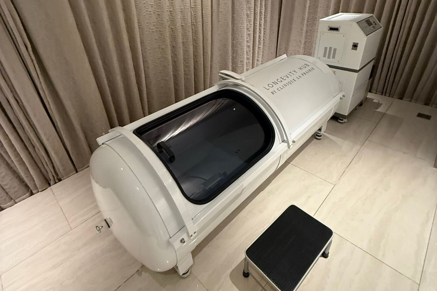 Cápsulas futuristas prometem rejuvenescimento, energia e longevidade