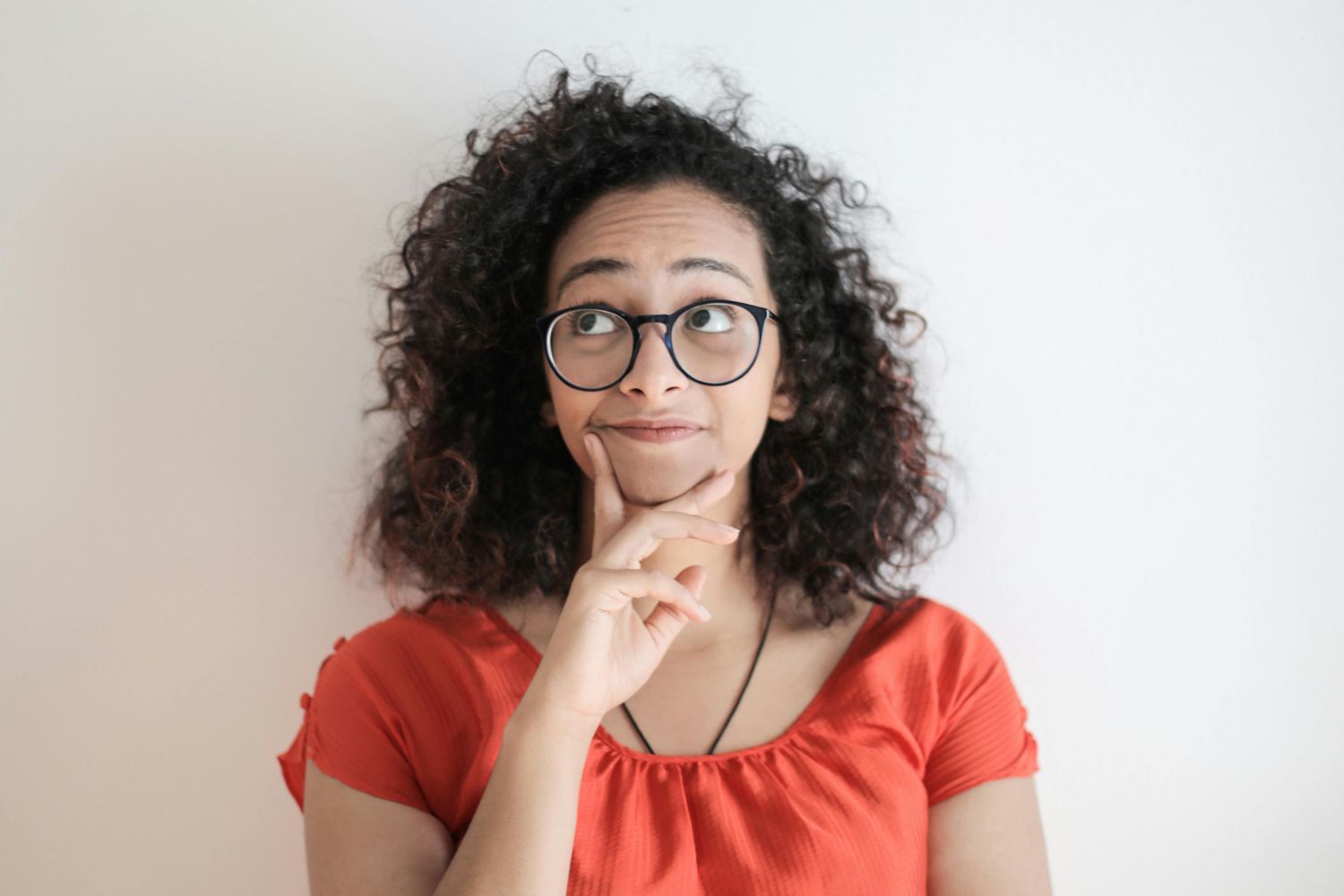 O hábito noturno que está sabotando sua memória