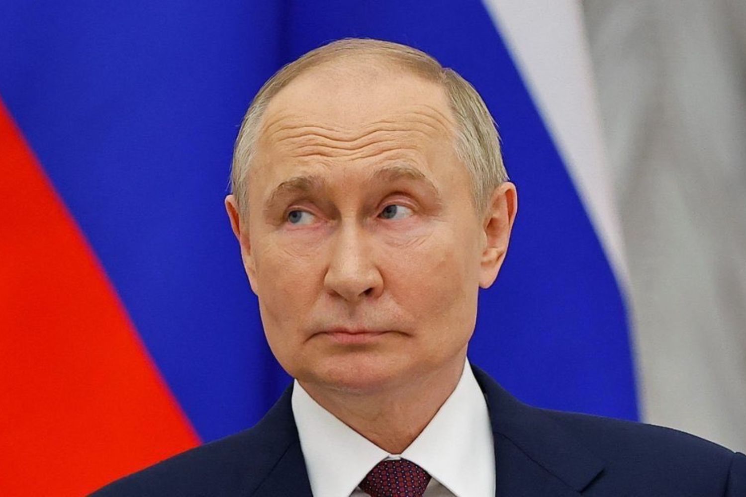 Após restringir o Telegram, a Rússia mira agora o WhatsApp