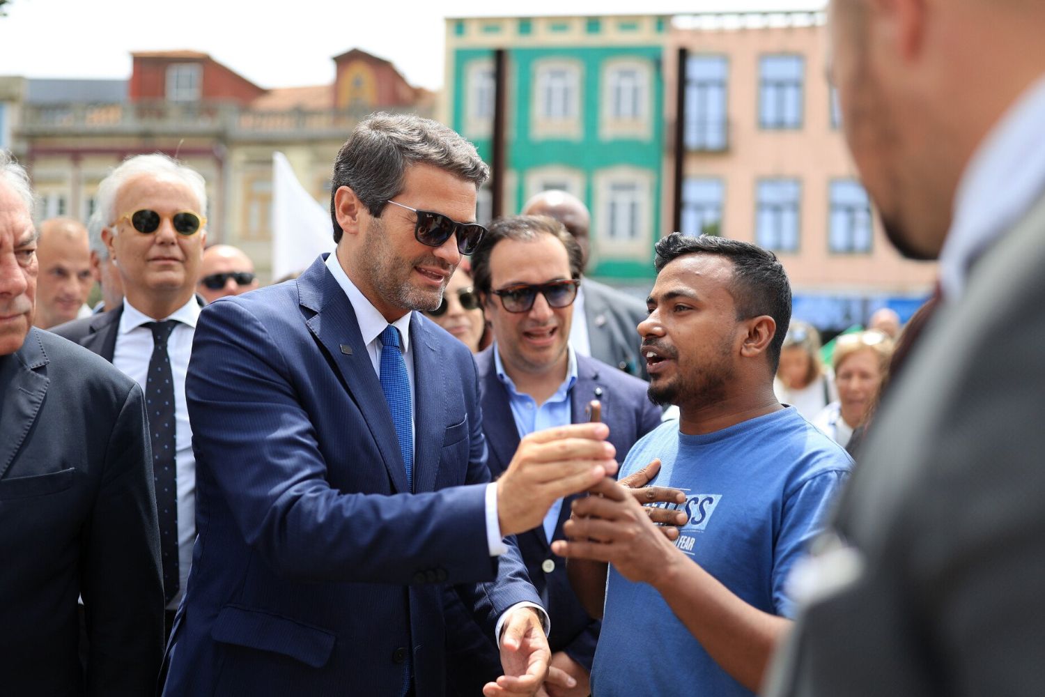 Por que a direita portuguesa resolveu apoiar a esquerda nesta eleição