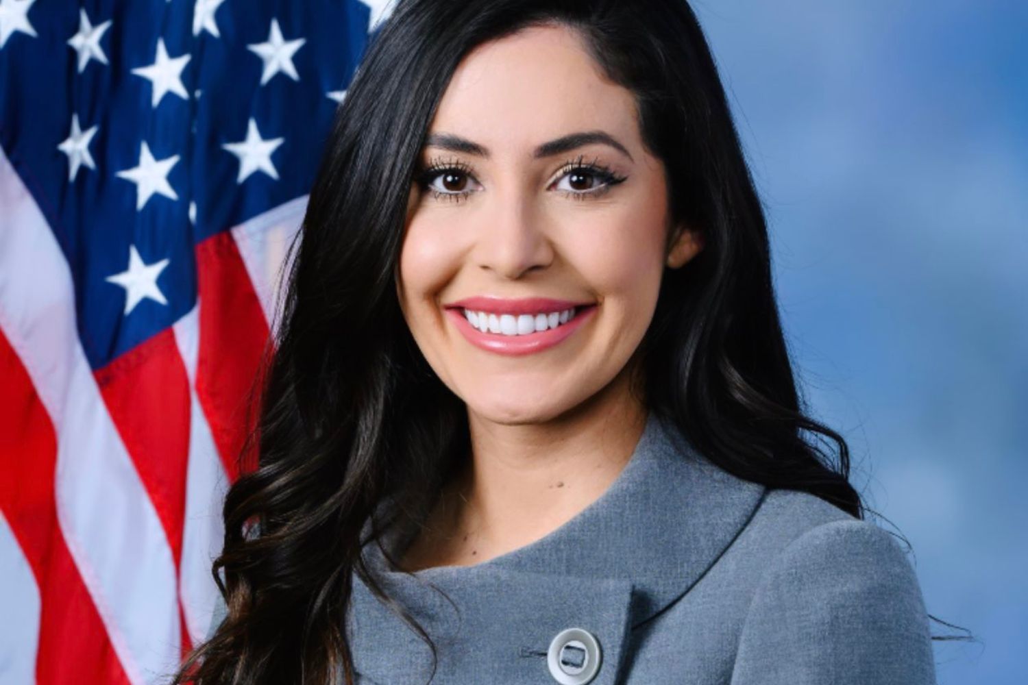 Quem é a congressista que quer forçar os EUA a revelar tudo sobre ovnis