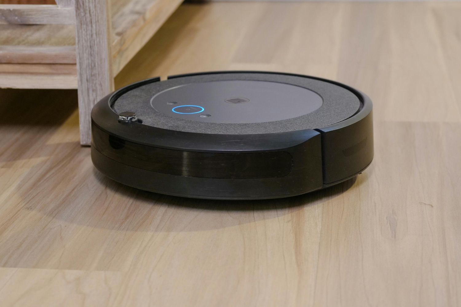 Ele só queria controlar o aspirador com o PS5… e acabou acessando 7 mil casas