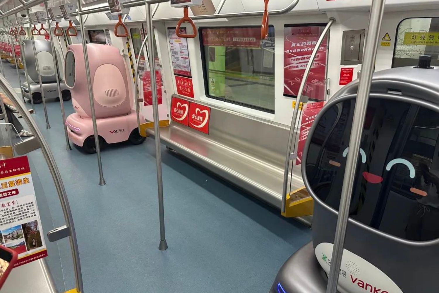 Na China, robôs já pegam metrô sozinhos