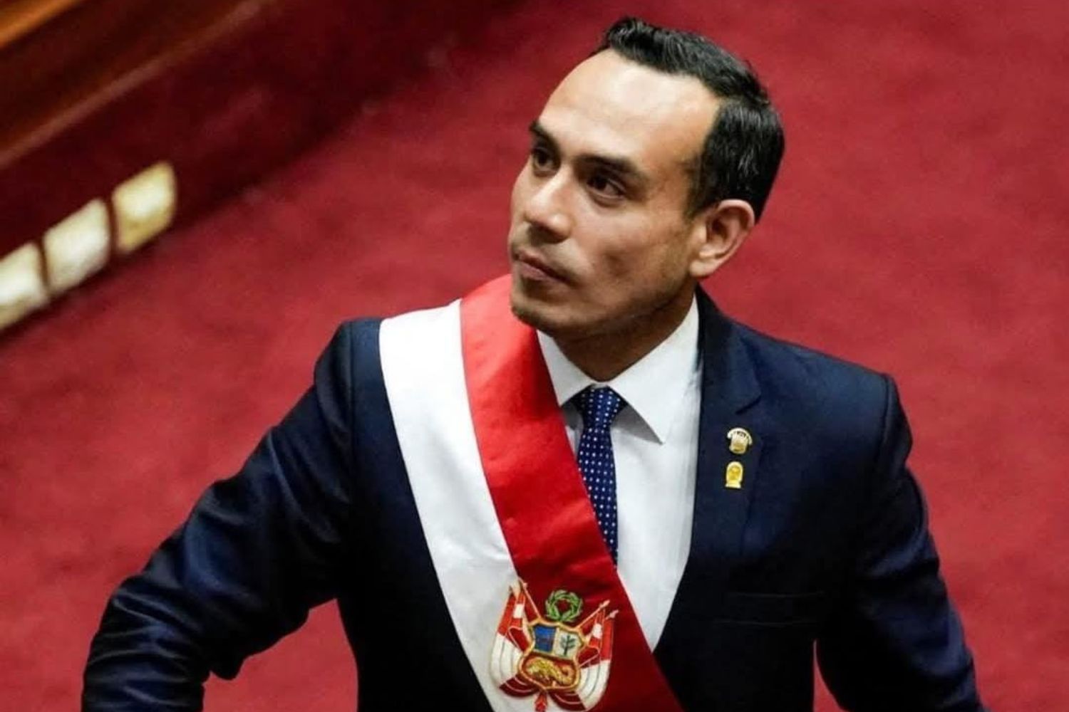 Urgente: presidente do Peru é destituído após apenas quatro meses