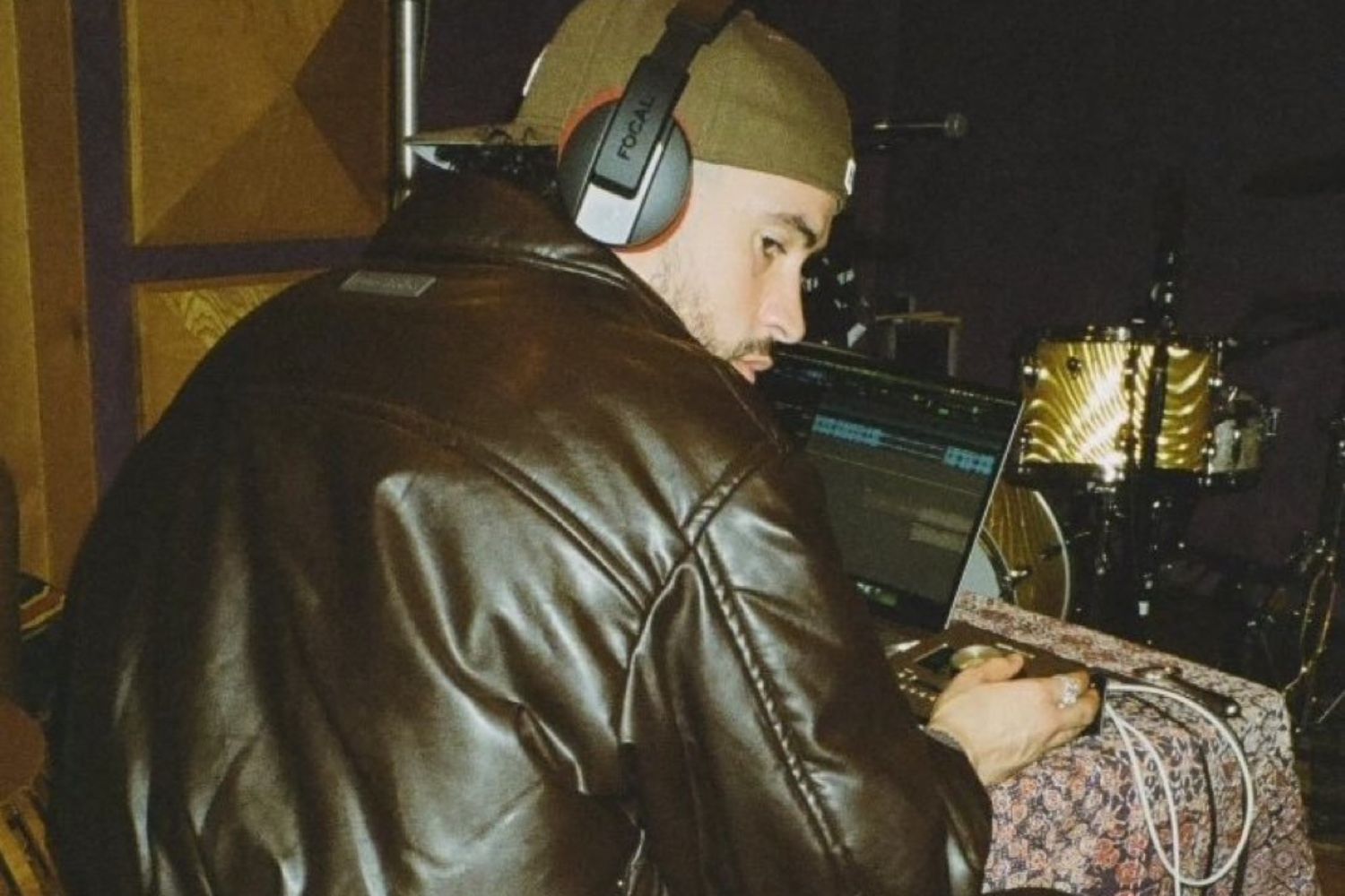 Como Bad Bunny furou a bolha e virou o artista internacional mais ouvido no streaming no Brasil