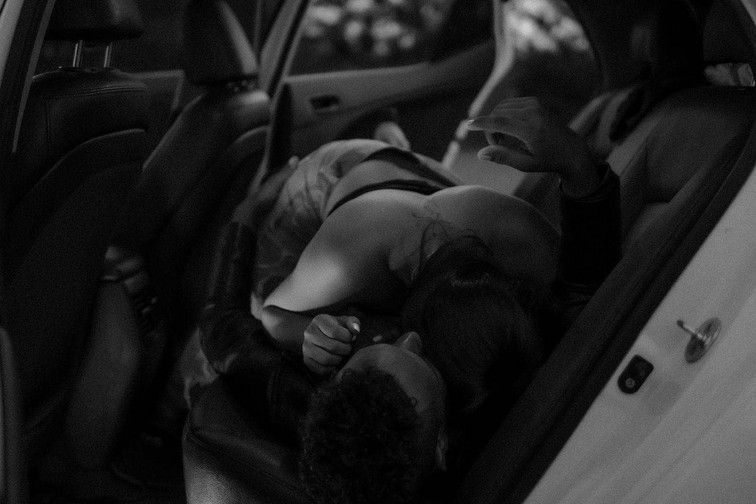 Sexo no carro pode dar problema? Um episódio recente explica por quê