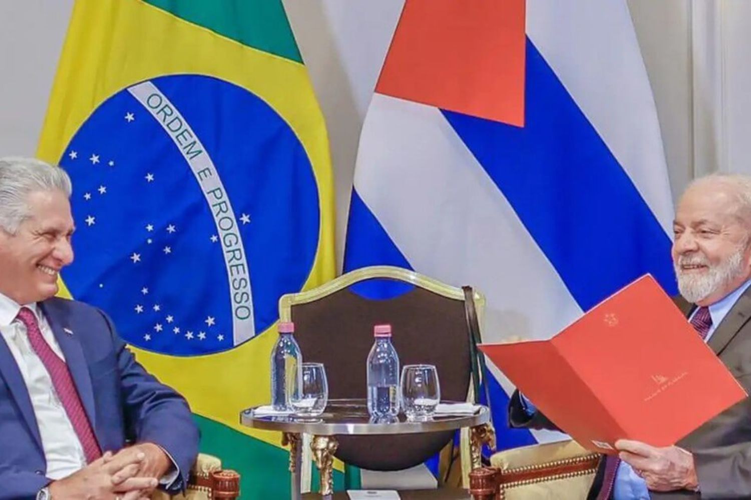 Enquanto Cuba enfrenta uma crise crescente, Brasil prepara envio de ajuda massiva