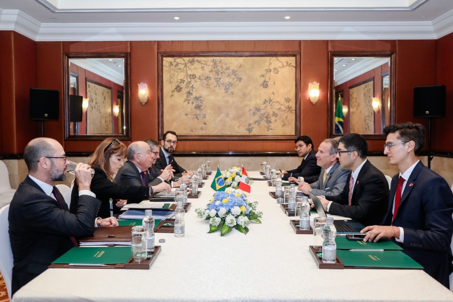 Peru e Brasil firmam acordo científico com foco na Amazônia