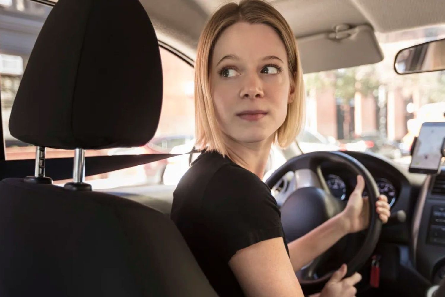 Uber lança função que permite pedir corrida apenas com motoristas mulheres