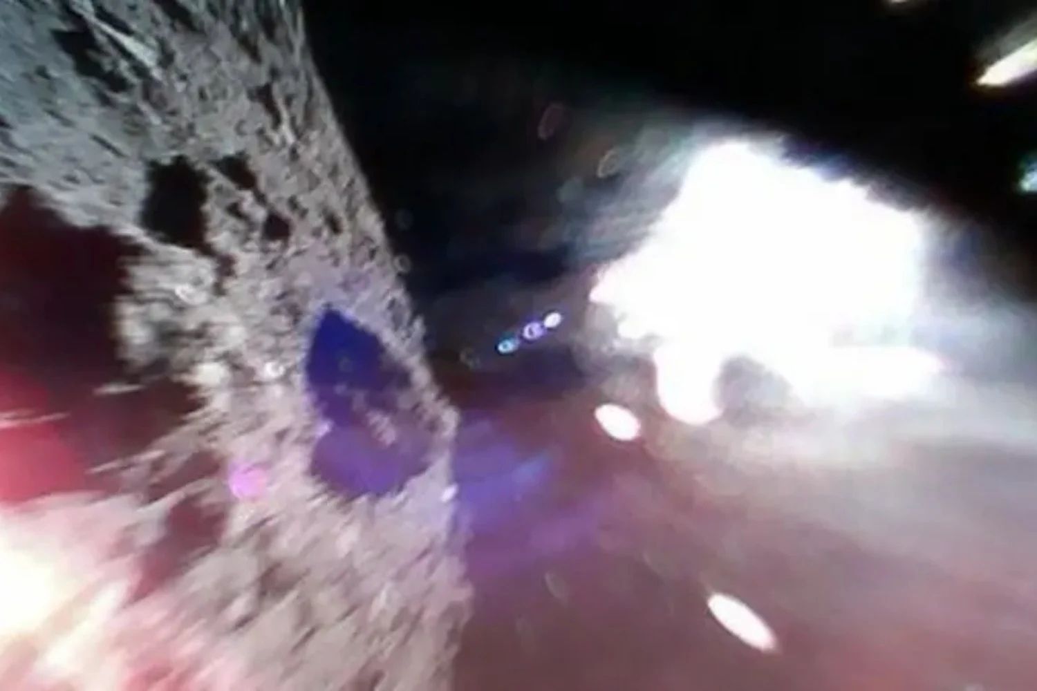 Amostras de um asteroide acabam de confirmar algo inquietante sobre a origem da vida: os componentes do DNA estavam espalhados por todo o Sistema Solar