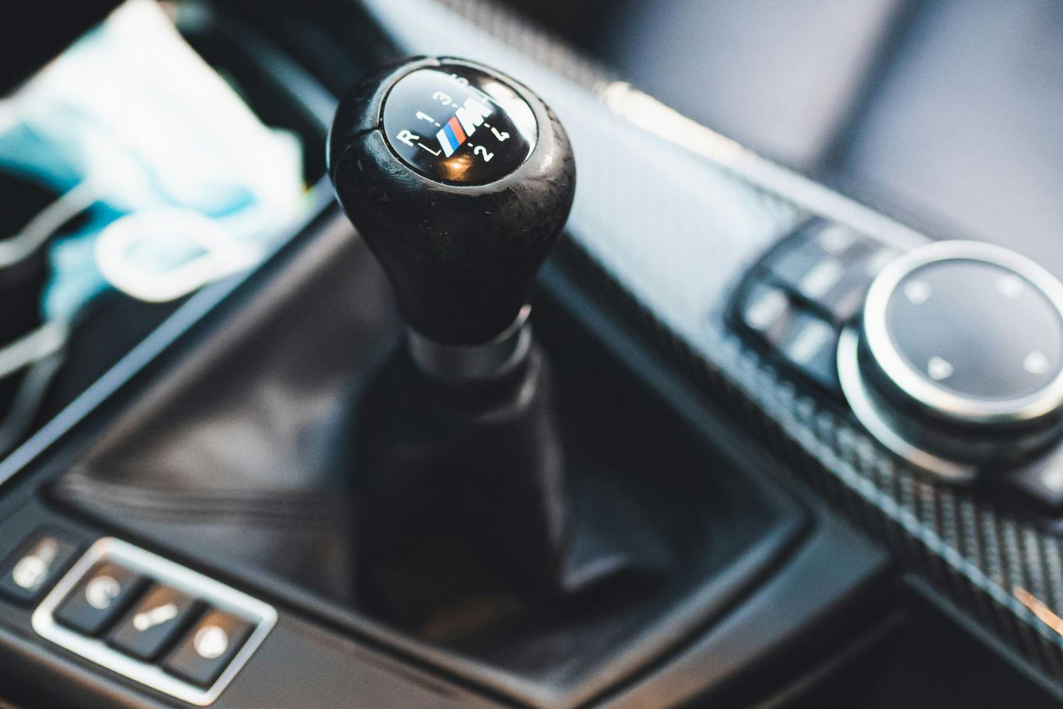 A Porsche pode reinventar o câmbio manual e a ideia é bem diferente do que você imagina