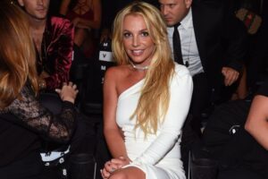 Britney Spears reaparece ao lado dos filhos após fase de polêmicas