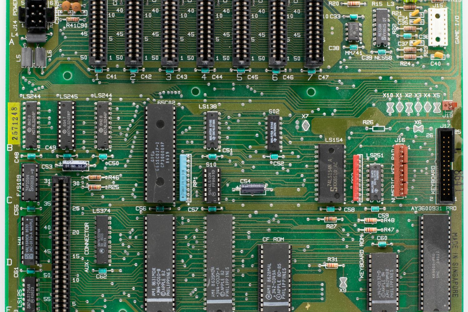 Cientistas criam computador sem eletricidade que funciona com molas e calor do ambiente