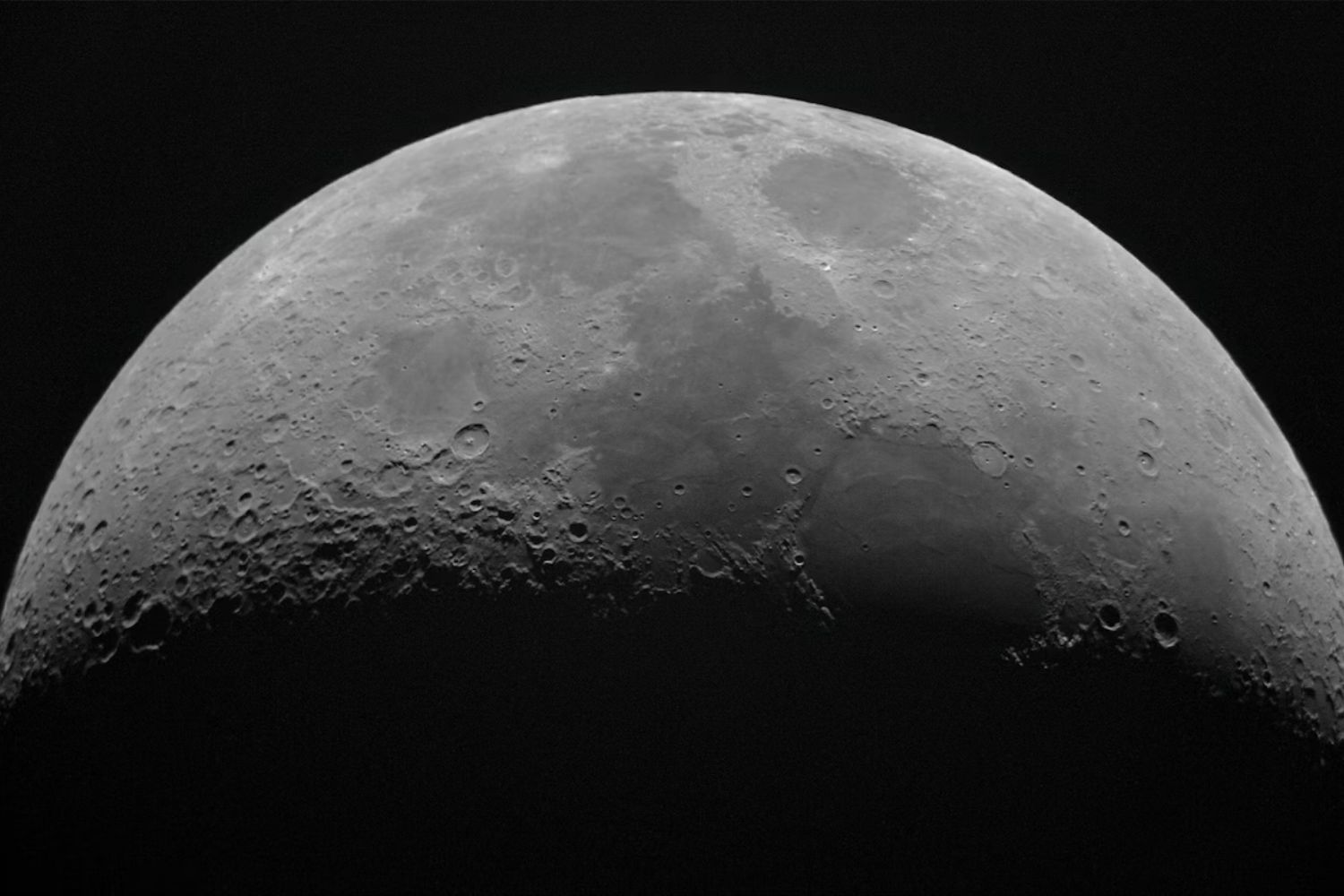 Especialistas revelam que o segredo para capturar a Lua com nitidez pode estar em um modo pouco usado do celular