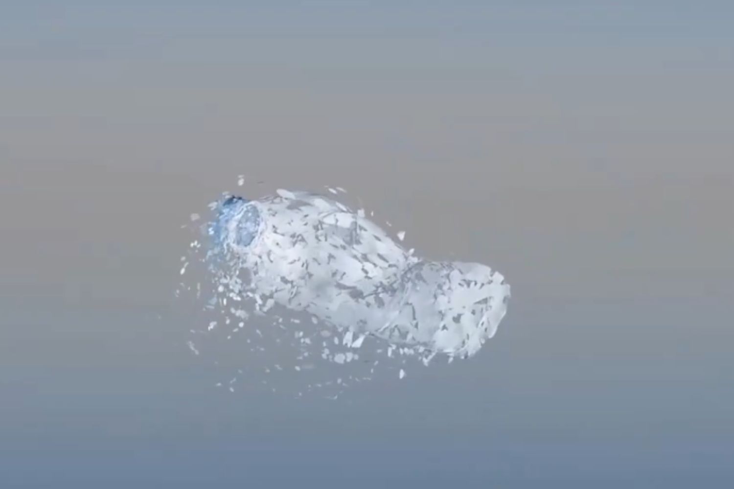 O plástico “desaparecido” dos oceanos não sumiu: ele virou algo ainda mais inquietante