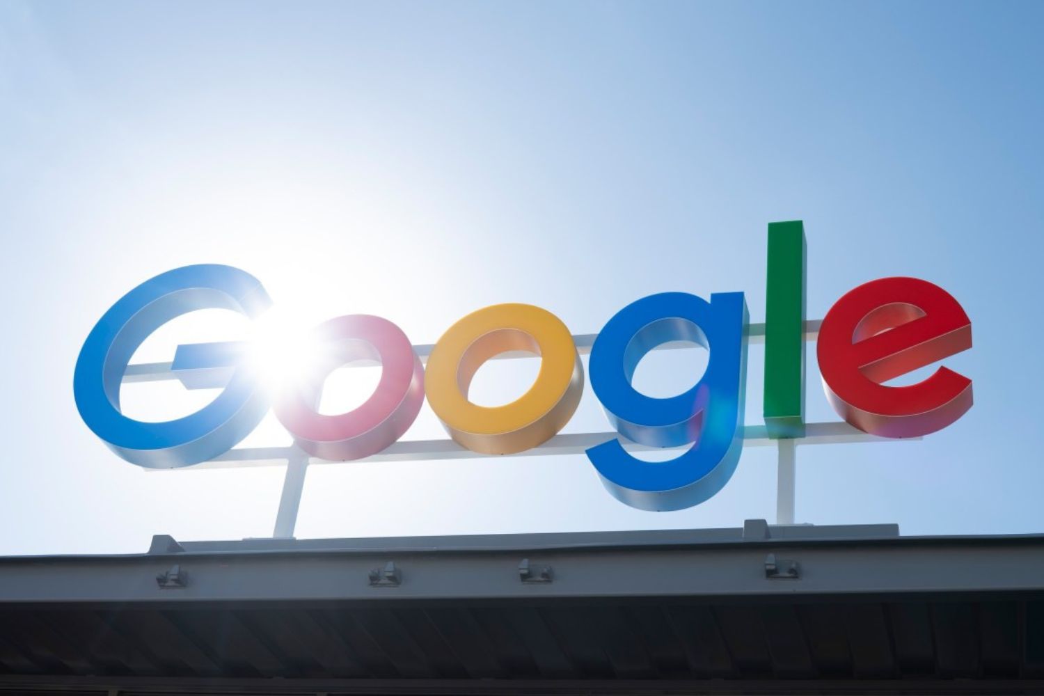 Google liberou uma ferramenta que cria vídeos com IA em segundos, e ainda adiciona trilha sonora automática