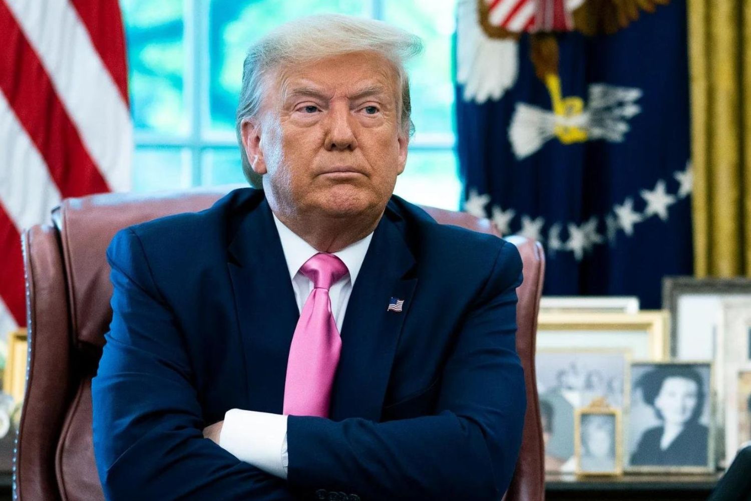 Trump recua no último momento e evita ataque que poderia mudar o mundo, mas impõe condição explosiva