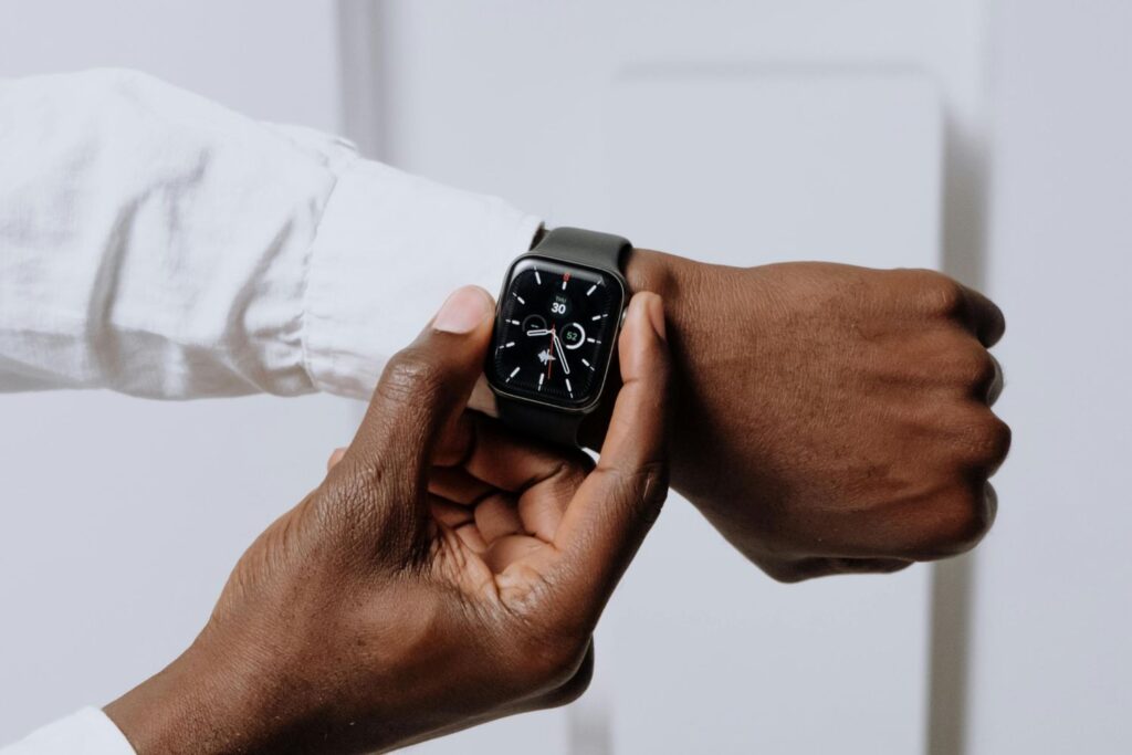 Cientistas queriam remover um segundo dos relógios em 2026, mas algo inesperado mudou os planos