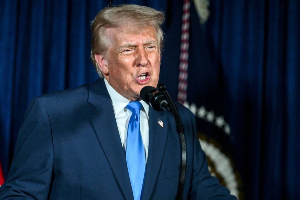 Trump fala em acordo com o Irã, mas ameaça escalar conflito por petróleo