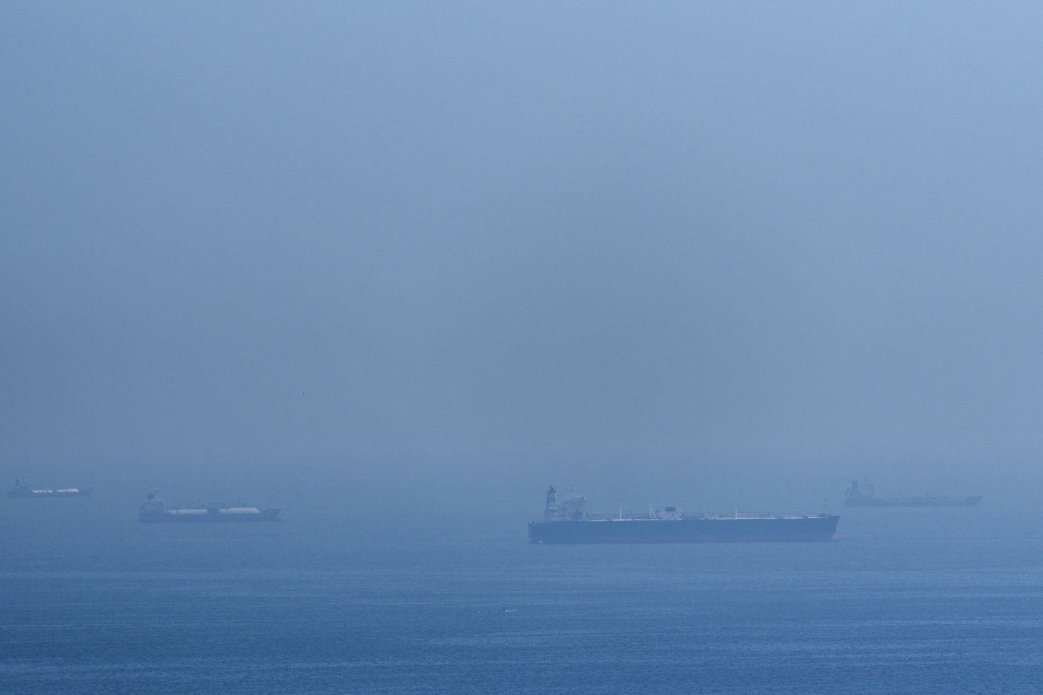 Brasil reage ao aumento do petróleo com medida emergencial e o impacto pode chegar ao seu bolso