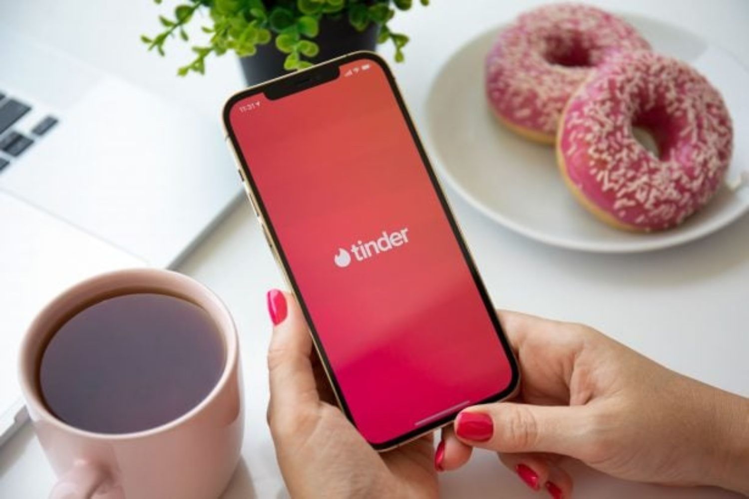 Você pode estar conversando com um robô nos apps de namoro, mas uma mudança vai tentar impedir isso