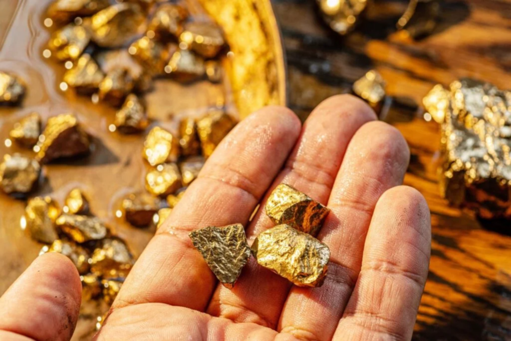 Ouro Em Escala Absurda