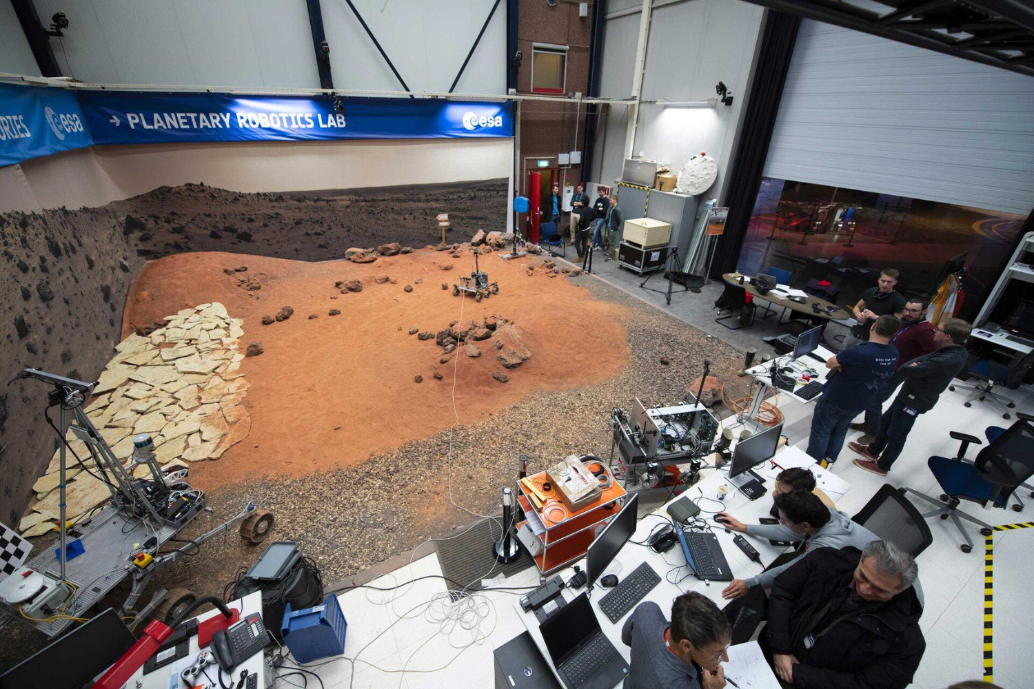 Cientistas Criaram Um Robô Oruga Flexível Inspirado Em Vermes Para Explorar As Regiões Mais Inacessíveis De Marte