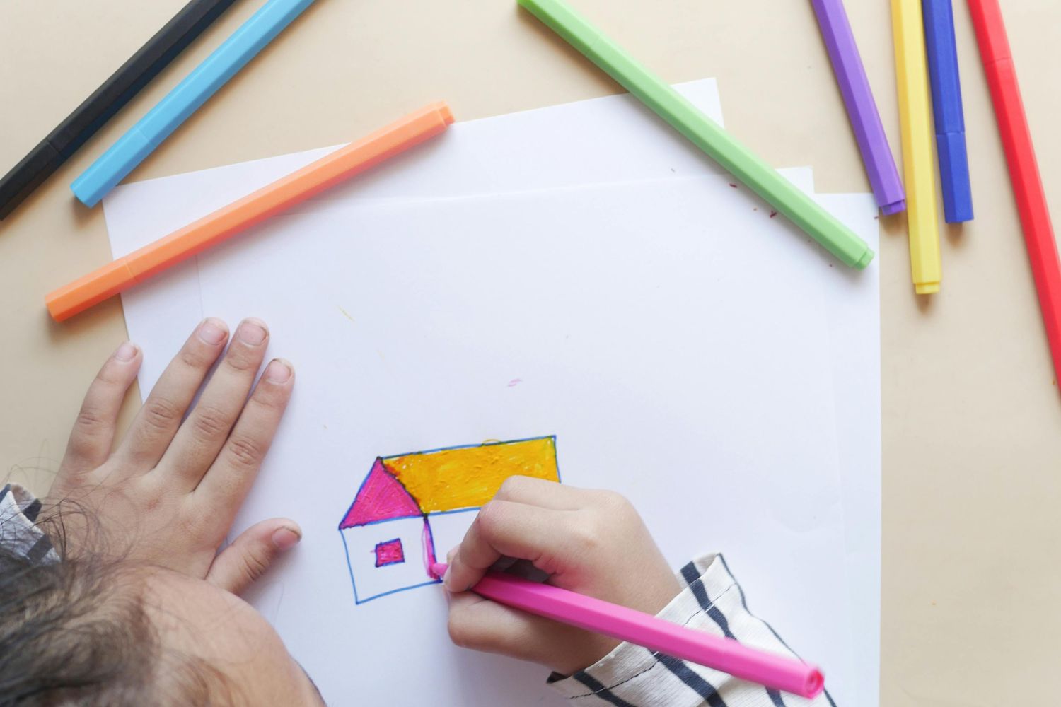 Desenhar pode fazer mais pelo cérebro infantil do que muitos imaginam